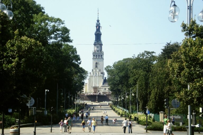 Pielgrzymki na Jasną Górę 2024